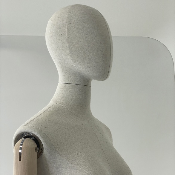 Манекен женский с деревянными шарнирными руками обтянутый тканью  VIN-03F-OVAL-N14-WA (push connector) рис. 7