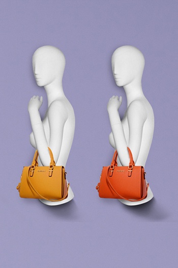 Laborsa Handbag. Коллекция торсов пристенных для демонстрации сумок