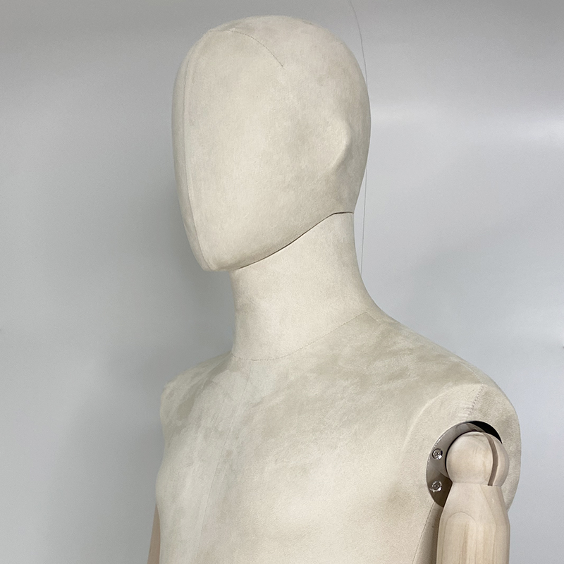 Манекен Мужской манекен с деревянными руками в ткани (цвет сливочный) FSM-03-ALAN-S77-WA-matt 9010 Ral