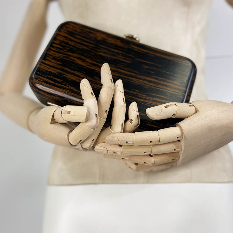 Манекен Женский манекен с деревянными руками в сливочном цвете FSF-05-ALEXA-S77-WA-matt 9010 Ral