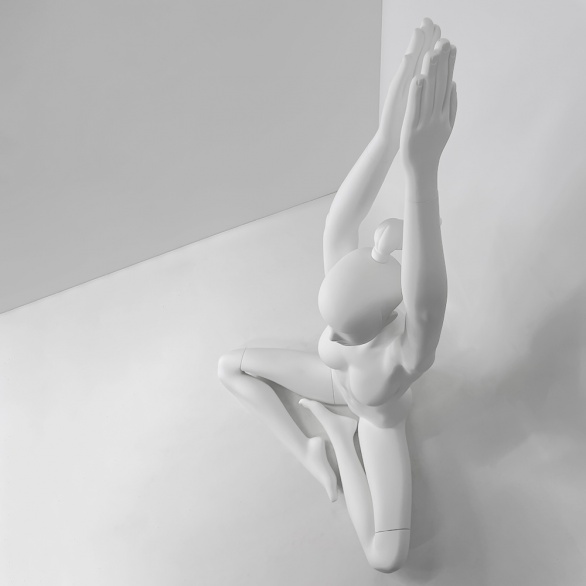 Манекен женский в позе лотоса CFF-19-ERIN-BRAIDS-9010 рис. 7