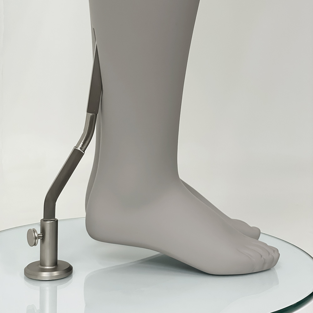 Манекен женский плюс сайз CFP-1A-DANY-PANTONE WARM GRAY 8C