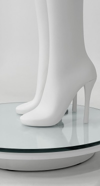 Манекен женский MILA-1-OLIVIA-9010 NO GRAIN рис. 1