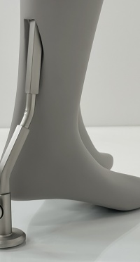 Манекен мужской SEM-05-TAY-A-PANTONE WARM GRAY 8C рис. 1