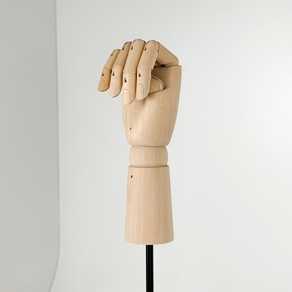 Рука женская деревянная шарнирная Wooden hand female (right)-1/ROUND black powder coated