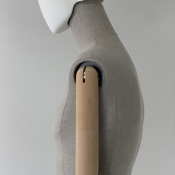 Мужской манекен MTIM-2-T-NOAH-9010 NO GRAIN/TORSO FABRIC D015/ARM+HAND