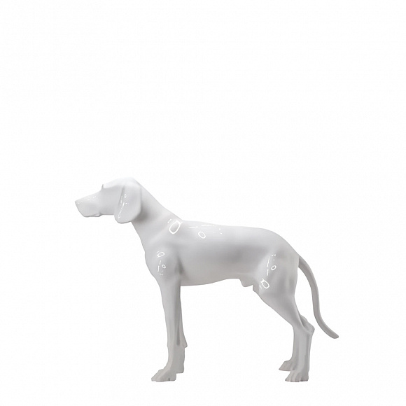 Собака standing породы WEIMARANER белая глянцевая
